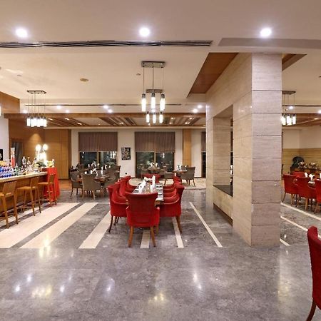 Tivoli Grand Resort Delhi Zewnętrze zdjęcie
