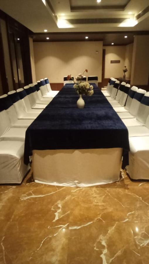 Tivoli Grand Resort Delhi Zewnętrze zdjęcie