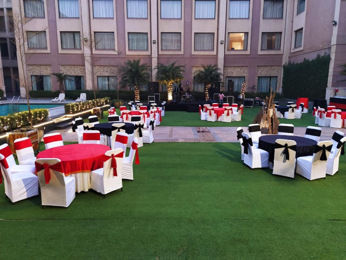 Tivoli Grand Resort Delhi Zewnętrze zdjęcie