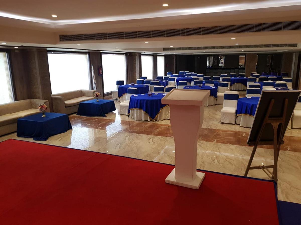 Tivoli Grand Resort Delhi Zewnętrze zdjęcie